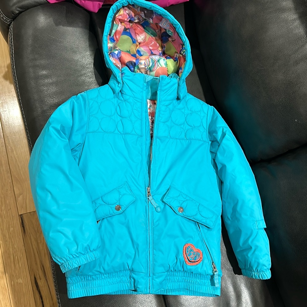 Burton girls size 7/8 dryride snowboard jacket. Teal, mint shape. Adorable.